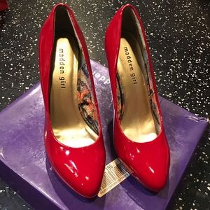 Steven Madden high heels platform
